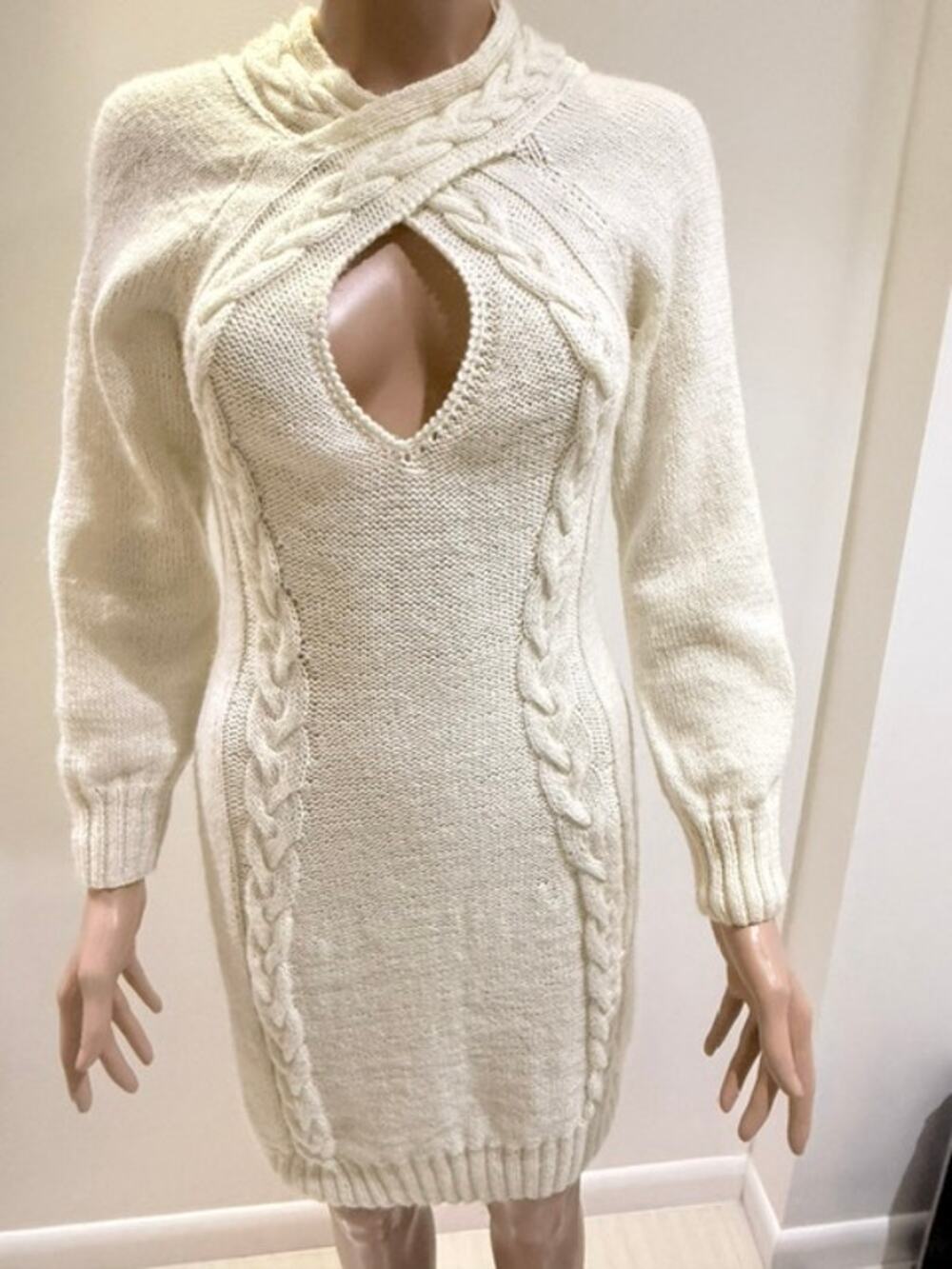 Handmade Peruvian Cable-Knit Cutout Sweater Dress – Cream / Off-White. Size S